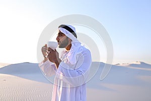 Wonderful beginning of morning for Arab guy in middle of huge de