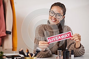 Beauty Guru Hosting Giveaway