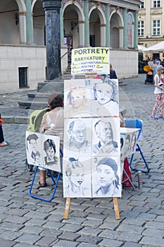 Portrait drawer