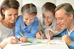 Portrait of happy family painting