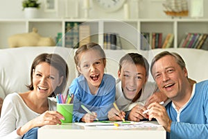 Portrait of happy family painting