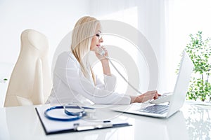 Portrait of her she nice-looking attractive pretty cheerful girl doc therapist calling partner consulting patient giving