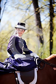 Portrait of the horsewoman.