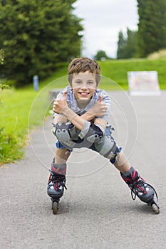 Portrait rollerskater in protection kit