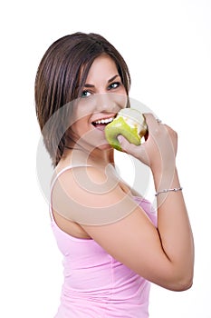 Portrait of woman eating apple