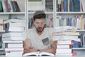 Portret od student in school library