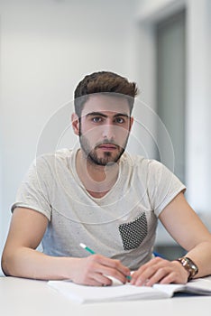 Portret od student in school library