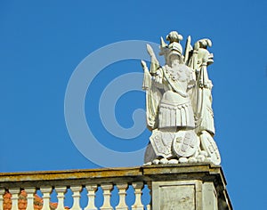 Portugal, Lisbon, 144 Campo de Santa Clara, Palace of the Marquises of Lavradio, statue with coats of arms and flags
