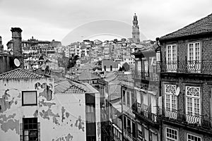  . la ciudad en blanco y negro 