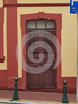 Portuguese Macau Wooden Gate Art Nouveau Design Style Floral Pattern Iron Bar Barrier Door Handle Fence Security Safety Guard
