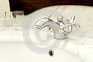 Posh faucet