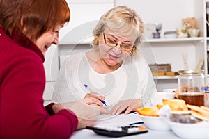 Positive old women with public utilities