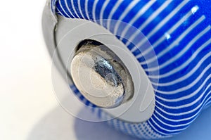 Positive pole of a battery