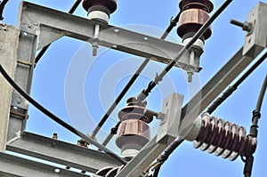 POST TYPE INSULATORS