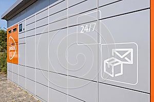 PostNL parcel locker