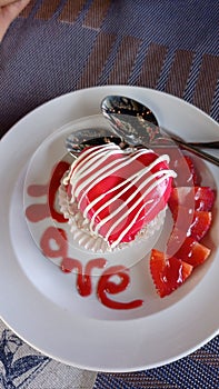 Postre amor enamorado corazón rojo