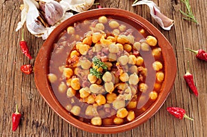 Potaje de garbanzos con jamon, spanish chickpeas stew with ham photo
