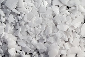 Potassium hydroxide flakes