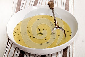 Potato and leek soup with thyme