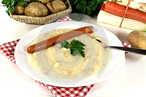 Potato soup with Wiener sausages and vegetables