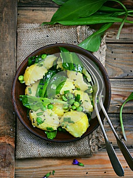 Potatoes ,ramson and green pea spring salad