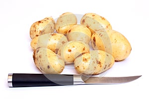 Potatos and knife