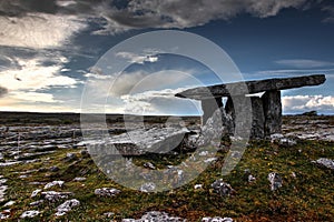Poulnabrone dolmen