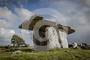 Poulnabrone Dolmen, Ireland photo