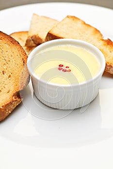 Poultry pate with butter