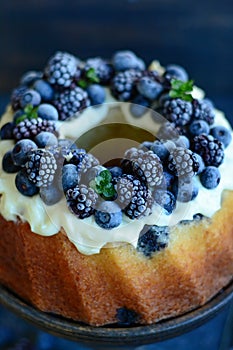 Pound Cake with forest fruits