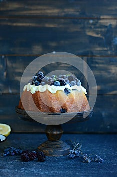 Pound Cake with forest fruits