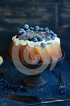 Pound Cake with forest fruits