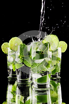 Pouring mojito