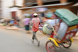 Pousse pousse driver