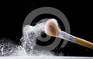 Powder brush