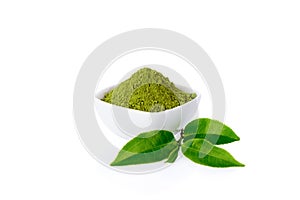 Powder green tea and green tea leaf