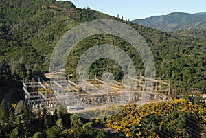 Power distribution station