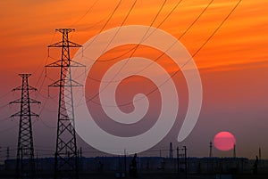 Fuerza línea la Torre atardecer 