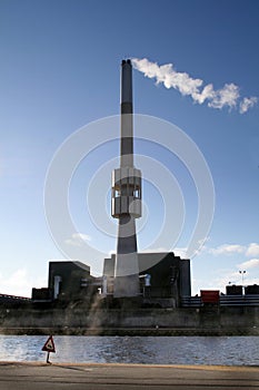 Power plant chimney