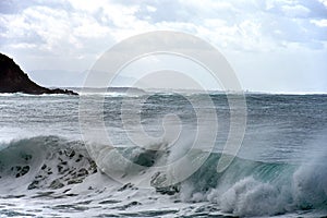 Power shore break wave background