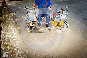 Power trowel with engine, machine for finishing, leveling concrete surface