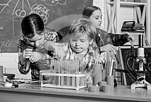 Practicum based teacher professional development program. Practical knowledge. Child care and development. School