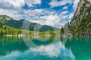 Pragser Wildsee (Lago di Braies) photo