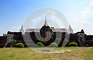 Prasat Nakhon Luang Temple Ruin of Ayutthaya