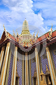 Prasat Phra Thep Bidon photo