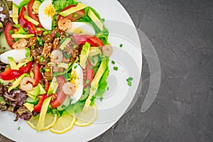 Prawns salad  with fresh veg