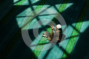 Prayer after quran recital photo