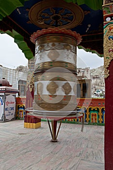 Prayer wheel