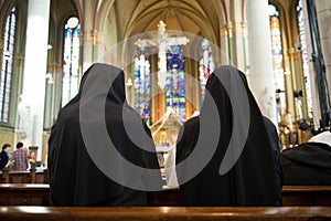 Praying nuns