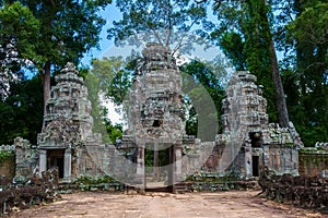 Preah Khan temple gates